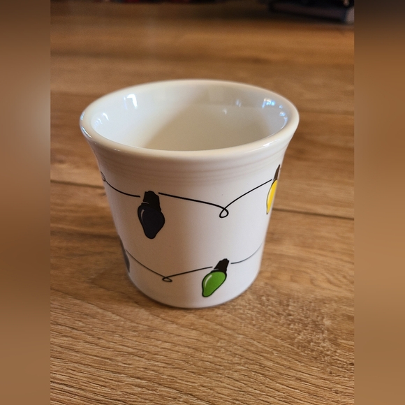 New! Fiestaware Christmas mug - Picture 3 of 7